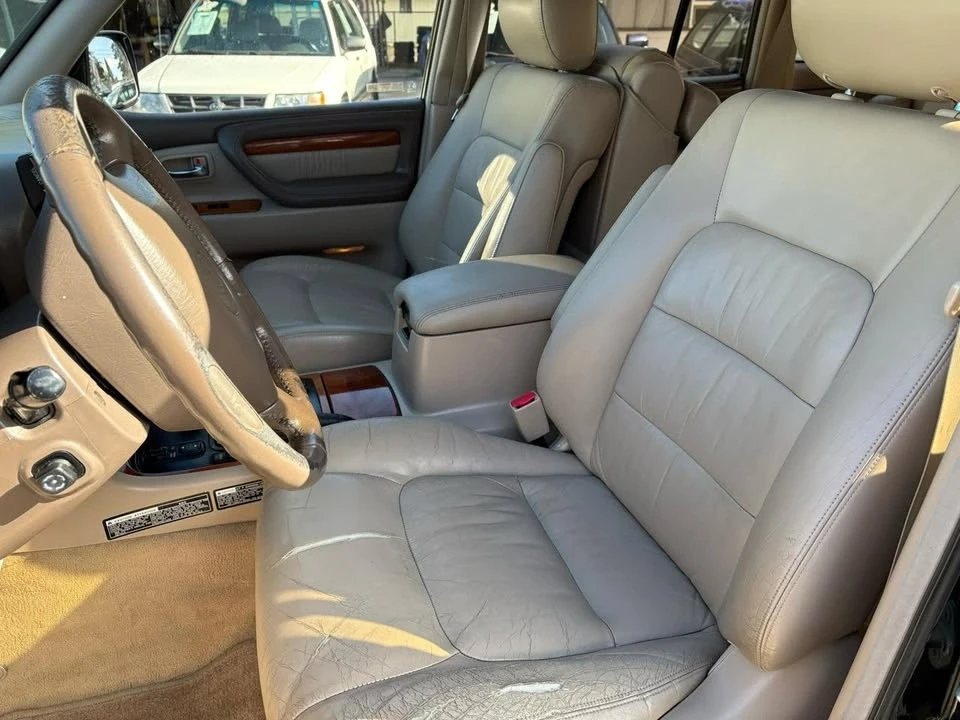 1999 Lexus LX 2nd Gen - Image 15 of 20