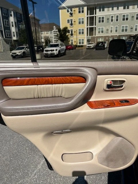 1999 Lexus LX 2nd Gen - Image 7 of 17