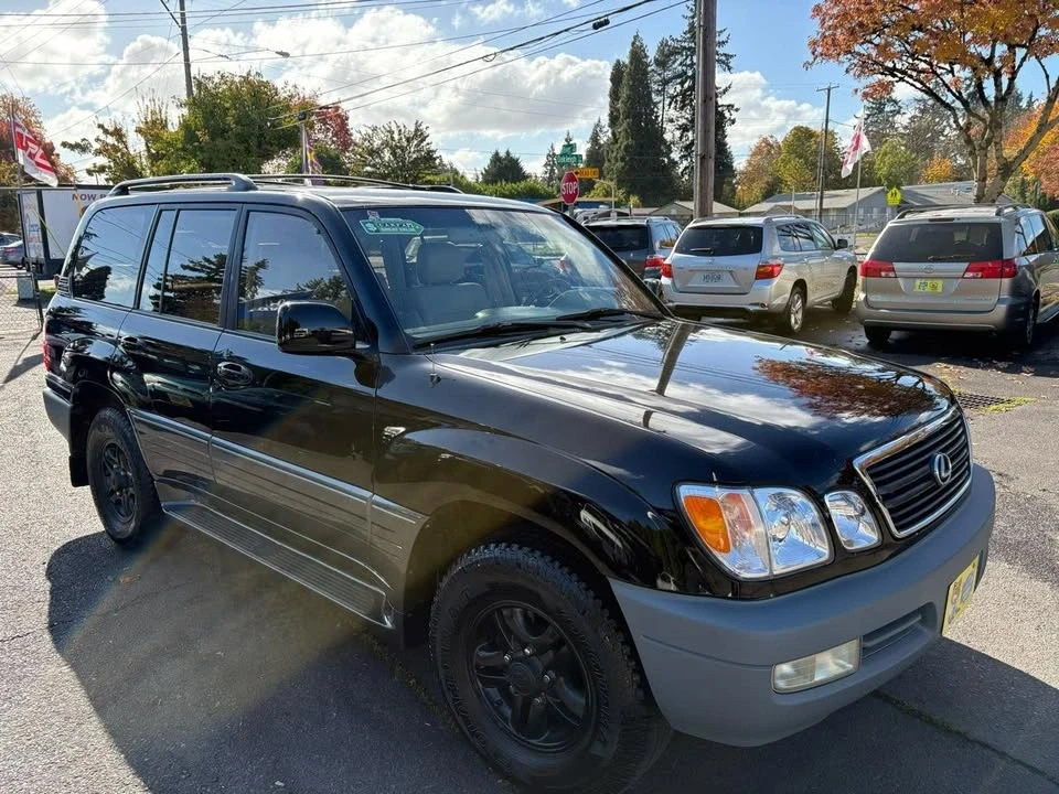 1999 Lexus LX 2nd Gen - Image 3 of 20