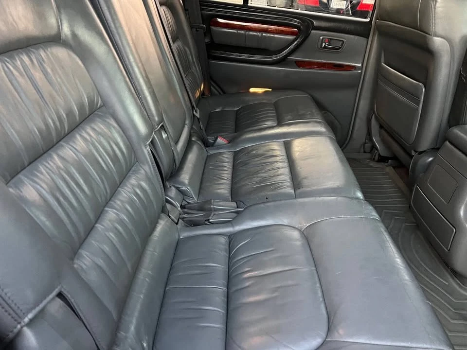 1999 Lexus LX 2nd Gen - Image 12 of 18