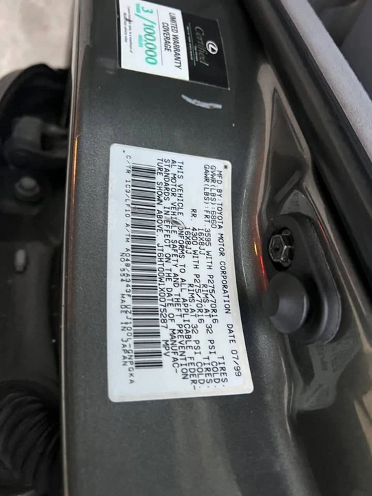 1999 Lexus LX 2nd Gen - Image 18 of 18
