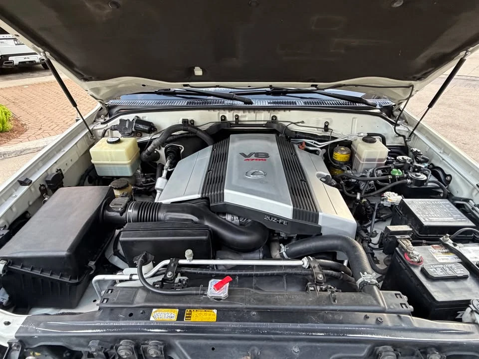 1999 Lexus LX 2nd Gen - Image 11 of 20