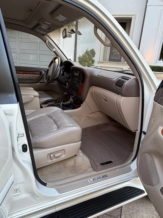 1999 Lexus LX 2nd Gen - Image 5 of 20