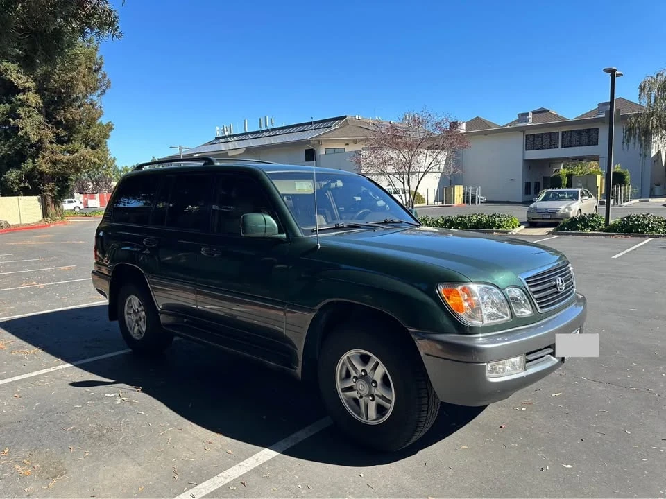1999 Lexus LX 2nd Gen - Image 7 of 18