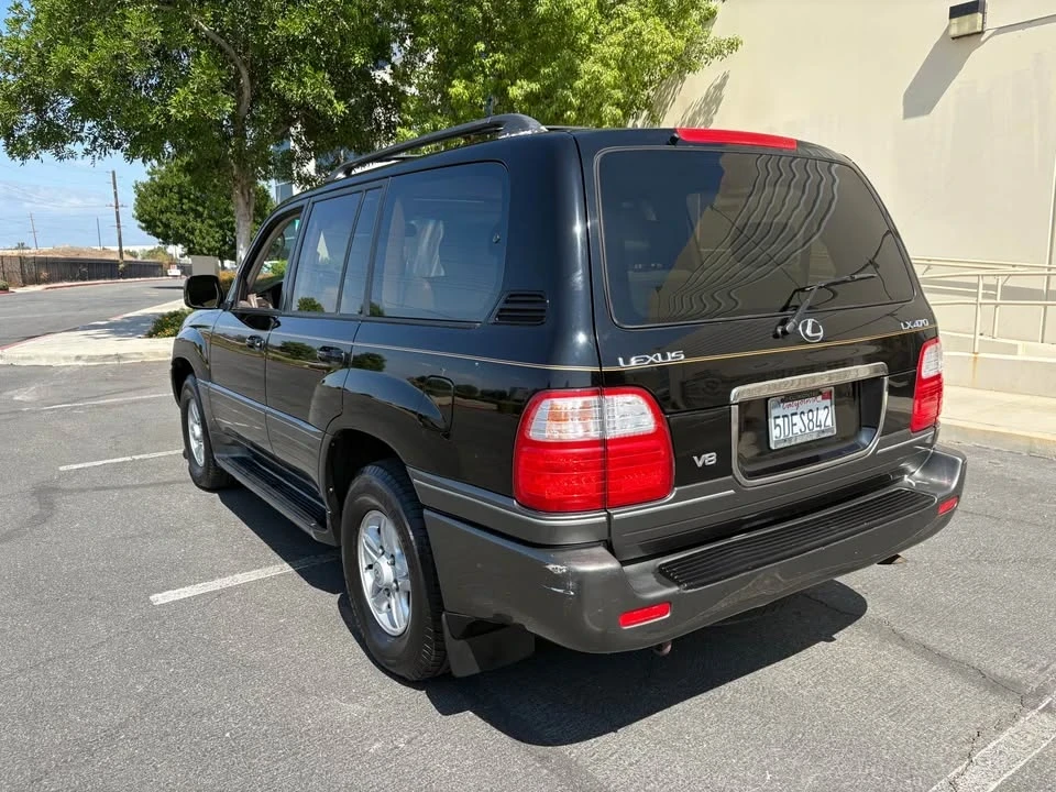 1999 Lexus LX 2nd Gen - Image 3 of 17