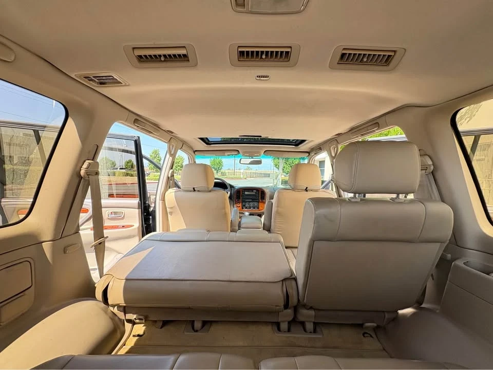 1999 Lexus LX 2nd Gen - Image 16 of 17