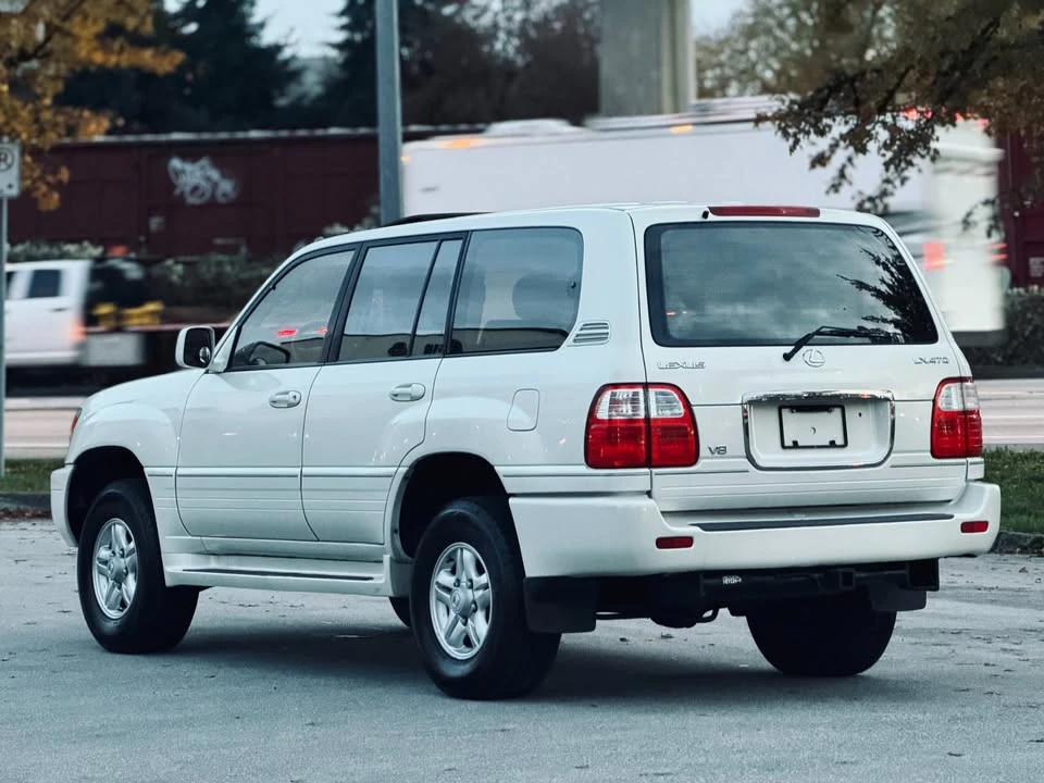 1999 Lexus LX 2nd Gen - Image 5 of 17