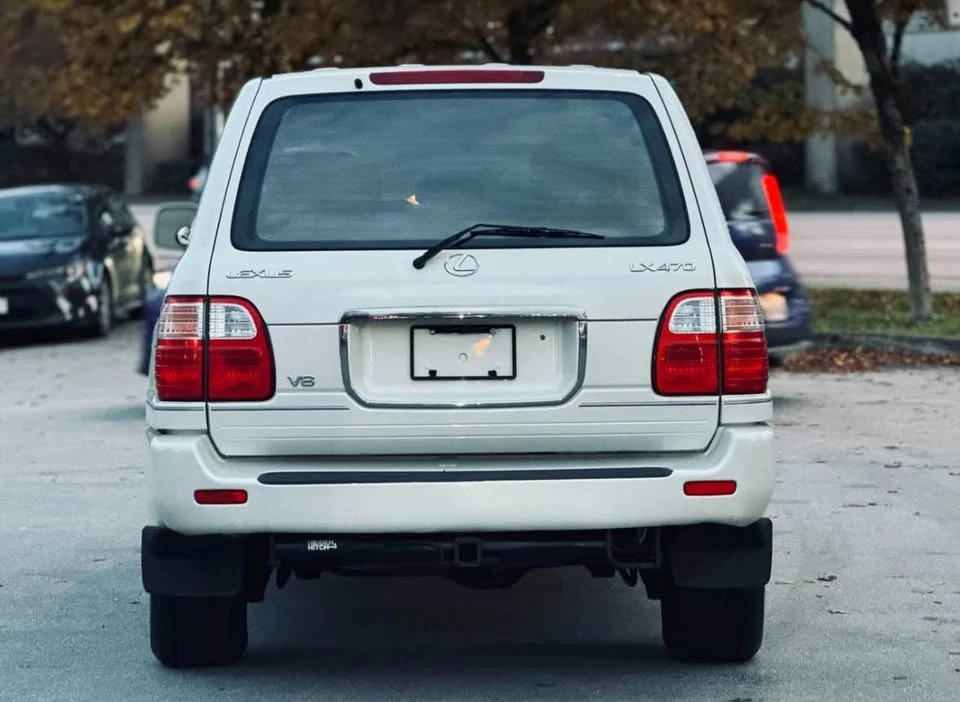 1999 Lexus LX 2nd Gen - Image 9 of 19