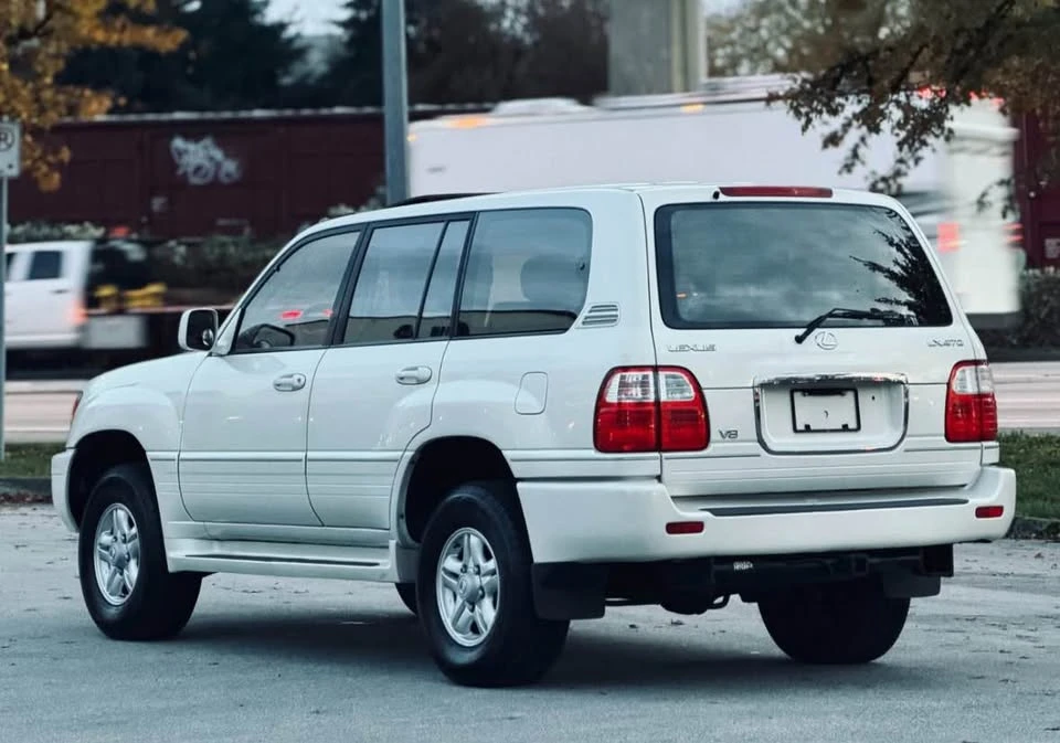 1999 Lexus LX 2nd Gen - Image 7 of 19