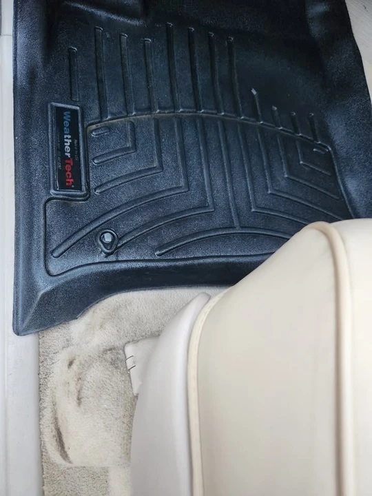 1999 Lexus LX 2nd Gen - Image 7 of 12