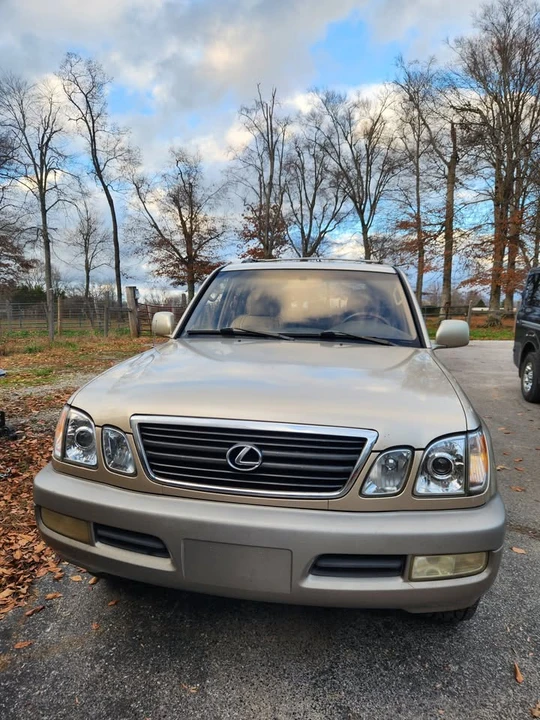 1999 Lexus LX 2nd Gen - Image 2 of 12