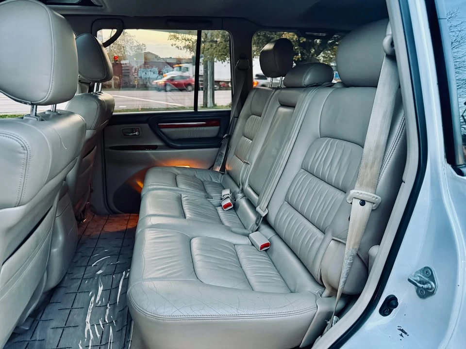 1999 Lexus LX 2nd Gen - Image 13 of 19