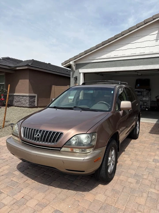 1999 Lexus RX 1st Gen - Image 2 of 12