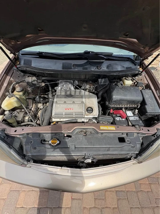 1999 Lexus RX 1st Gen - Image 7 of 12