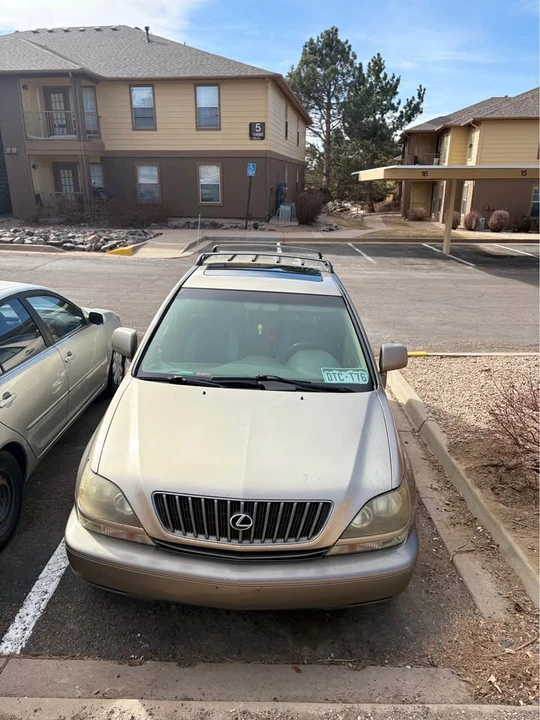 1999 Lexus RX 1st Gen - Image 6 of 11
