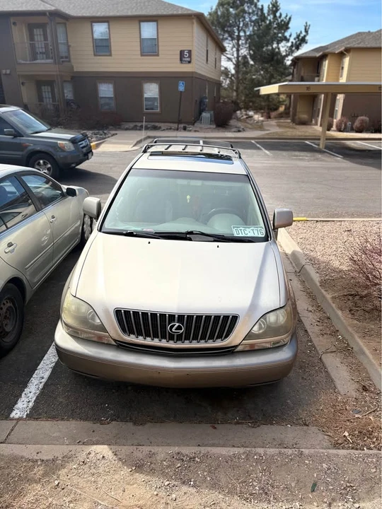 1999 Lexus RX 1st Gen - Image 8 of 11
