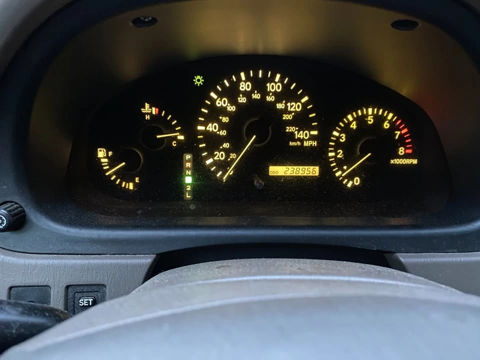 1999 Lexus RX 1st Gen - Image 10 of 11