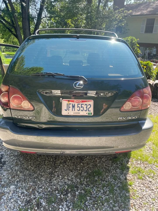 1999 Lexus RX 1st Gen - Image 7 of 12
