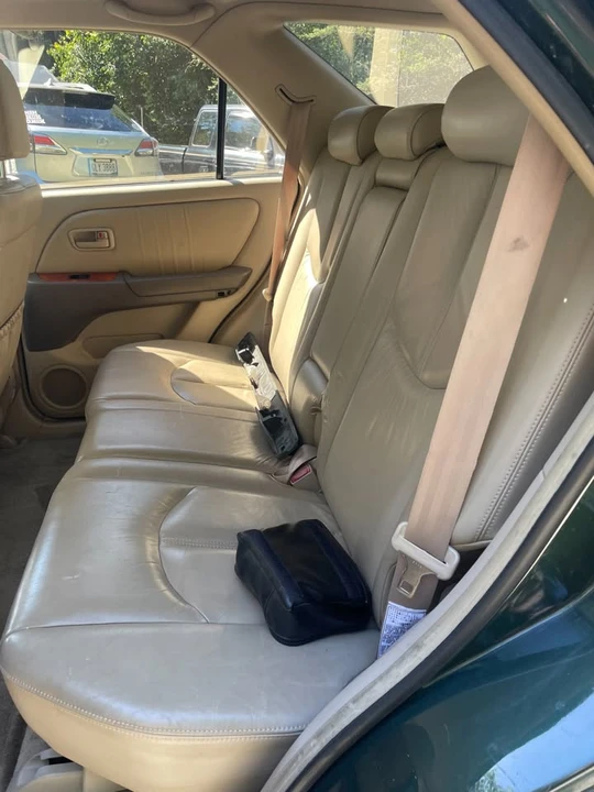 1999 Lexus RX 1st Gen - Image 8 of 12