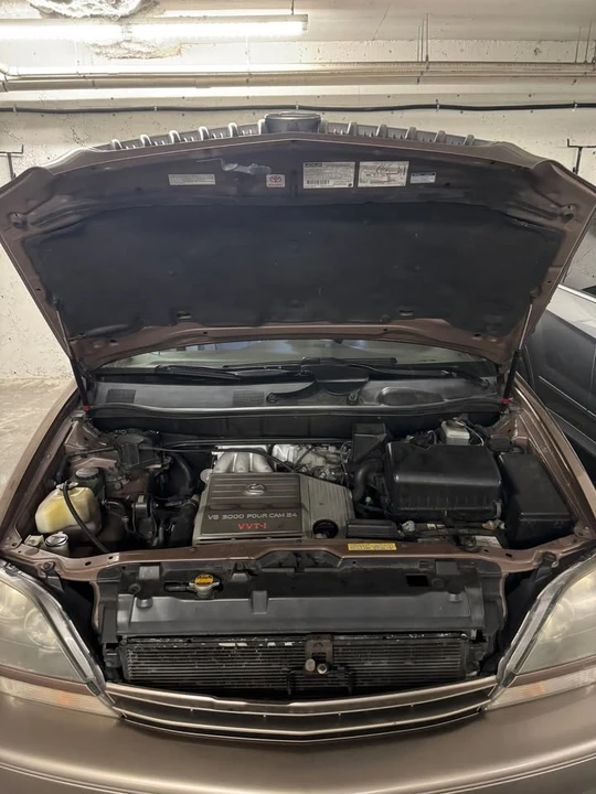 1999 Lexus RX 1st Gen - Image 11 of 13
