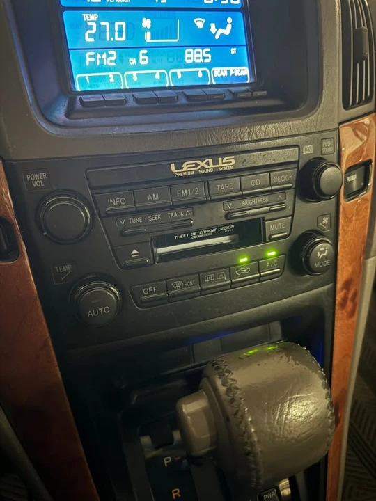 1999 Lexus RX 1st Gen - Image 13 of 13