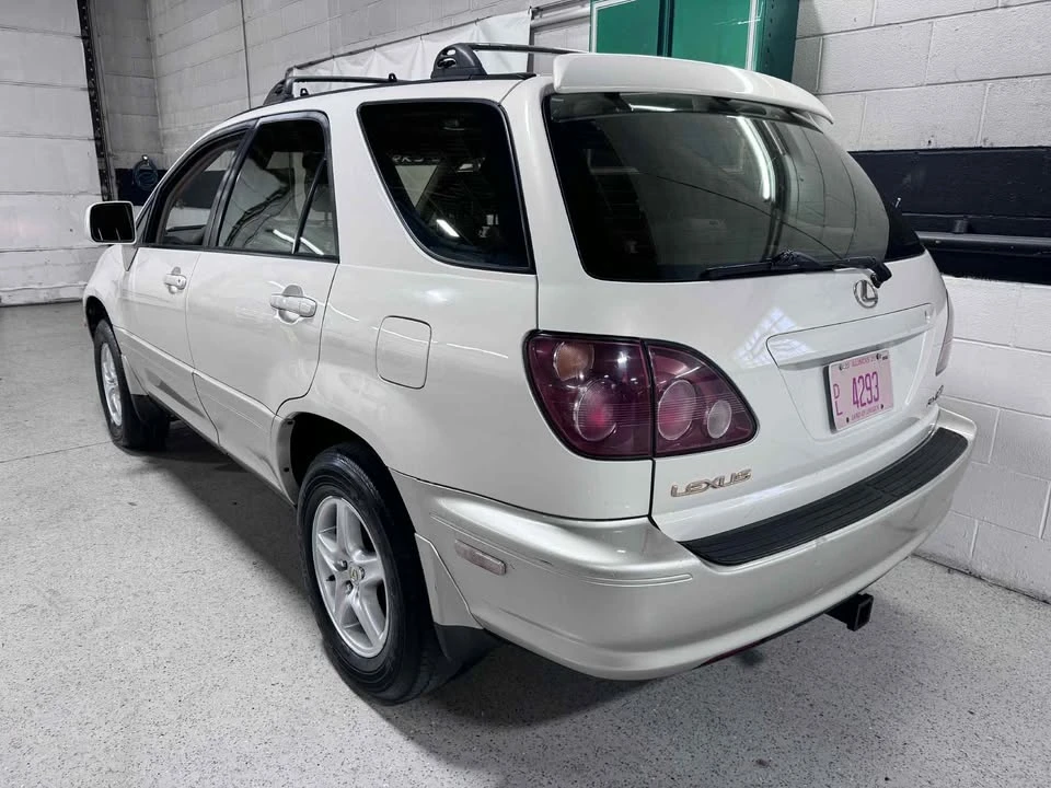 1999 Lexus RX 1st Gen - Image 6 of 16