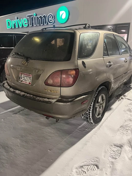 1999 Lexus RX 1st Gen - Image 2 of 5