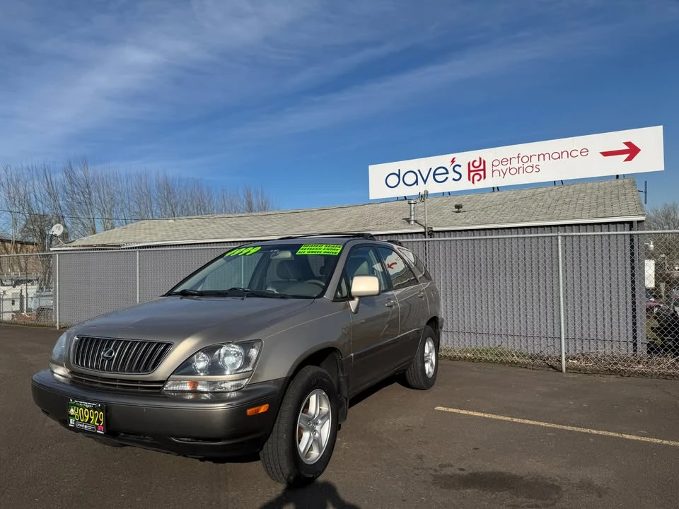 1999 Lexus RX 1st Gen - Image 5 of 19