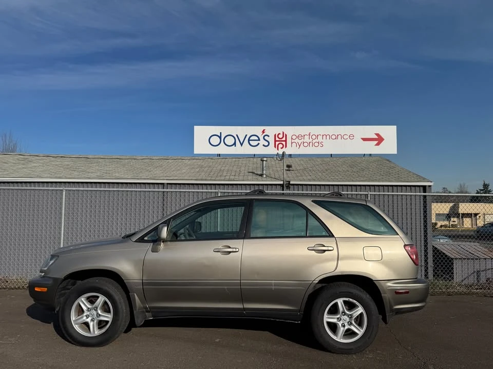 1999 Lexus RX 1st Gen - Image 6 of 19