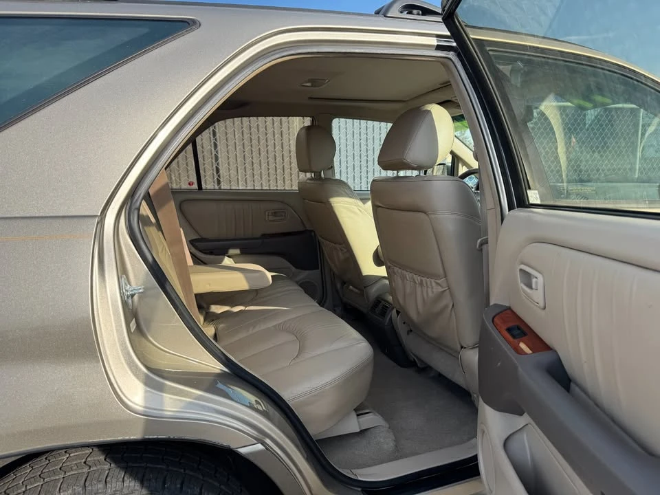 1999 Lexus RX 1st Gen - Image 14 of 19