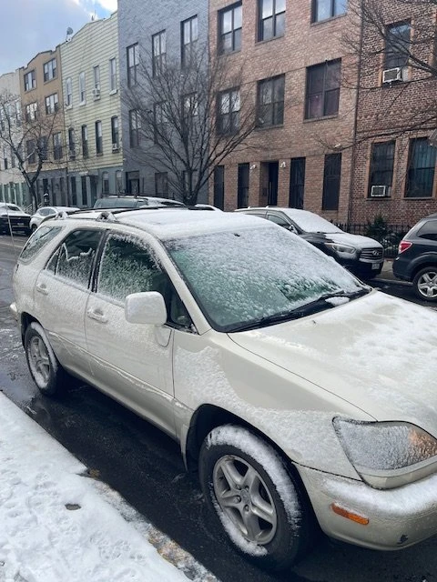 1999 Lexus RX 1st Gen - Image 2 of 6