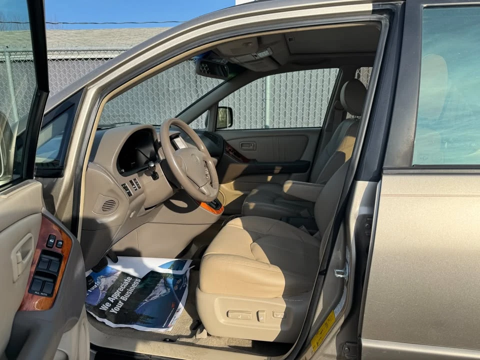 1999 Lexus RX 1st Gen - Image 10 of 19