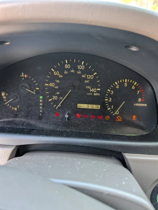 1999 Lexus RX 1st Gen - Image 5 of 12