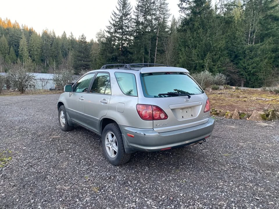 1999 Lexus RX 1st Gen - Image 2 of 12