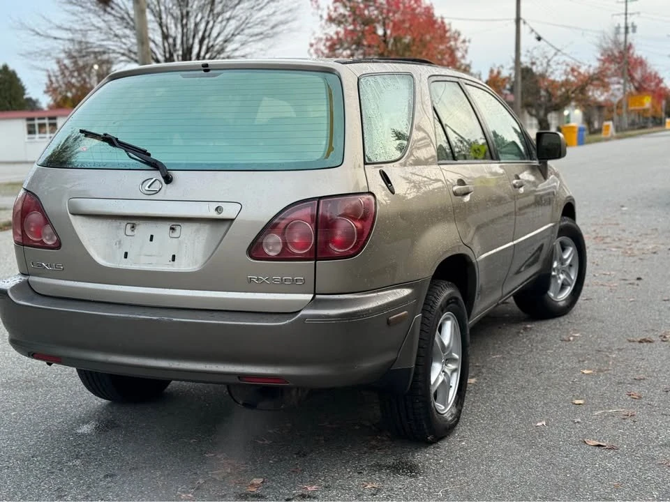 1999 Lexus RX 1st Gen - Image 14 of 16