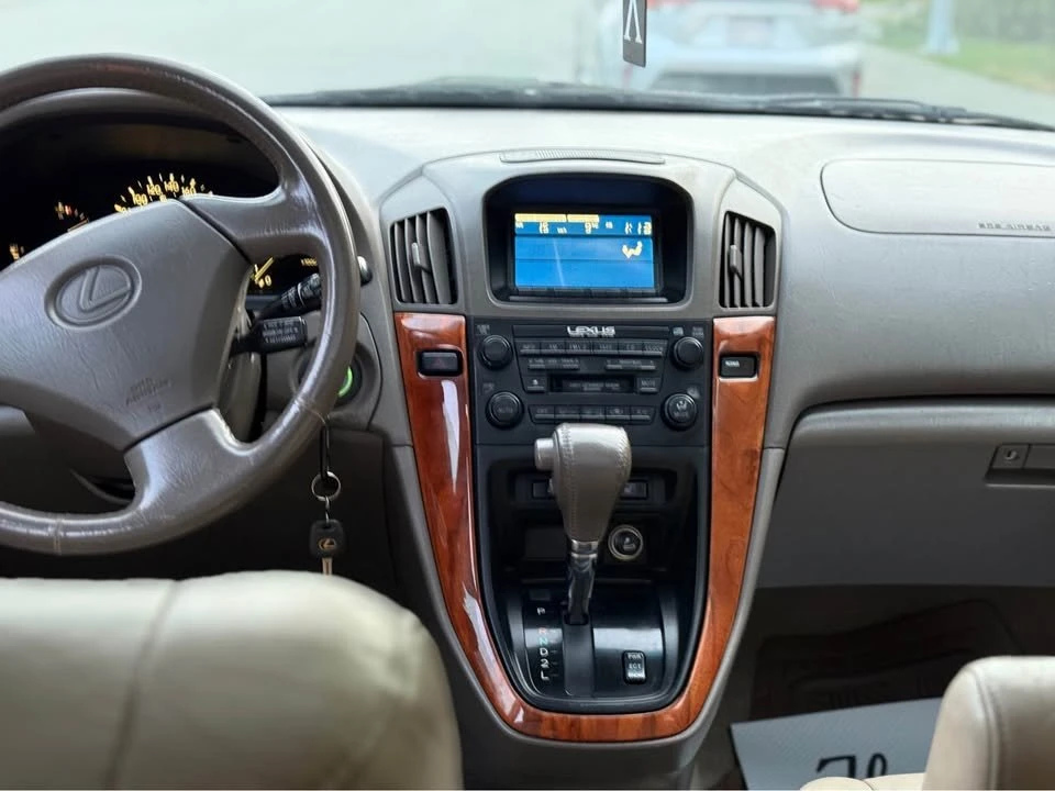 1999 Lexus RX 1st Gen - Image 4 of 16