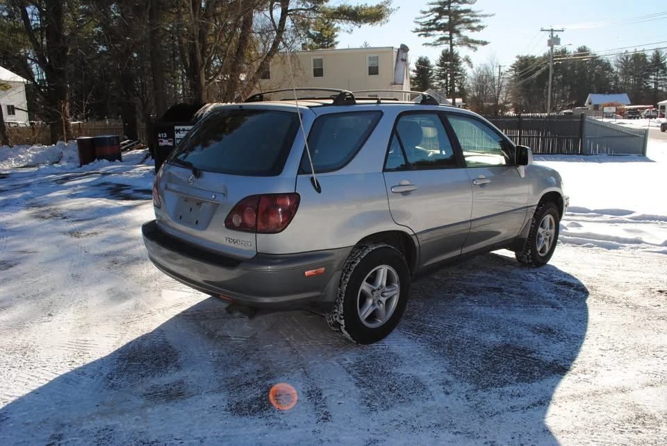 1999 Lexus RX 1st Gen - Image 4 of 14