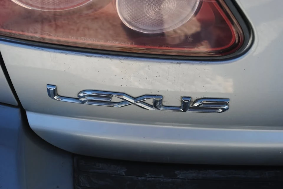 1999 Lexus RX 1st Gen - Image 6 of 14