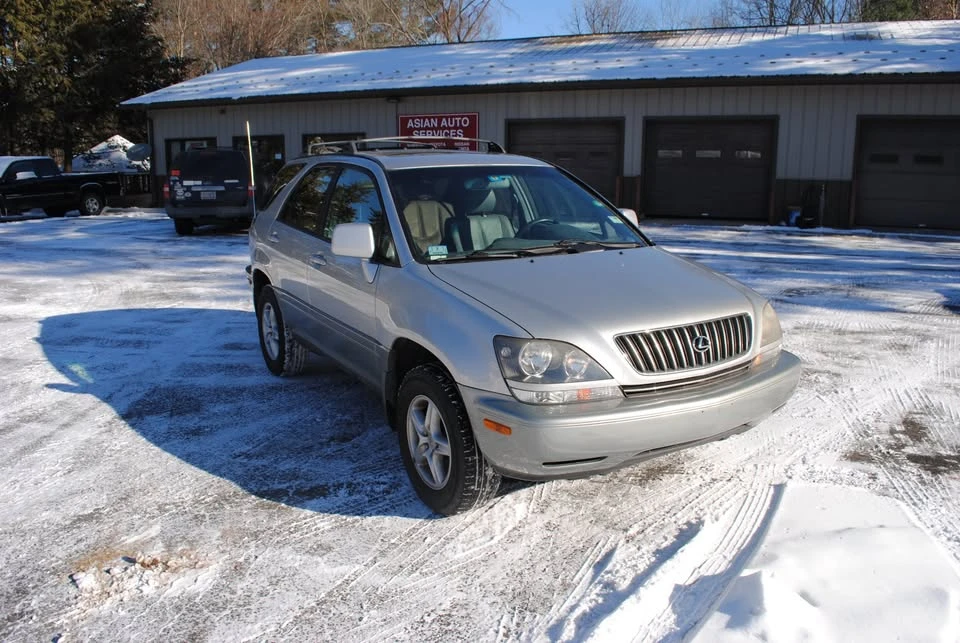 1999 Lexus RX 1st Gen - Image 2 of 14