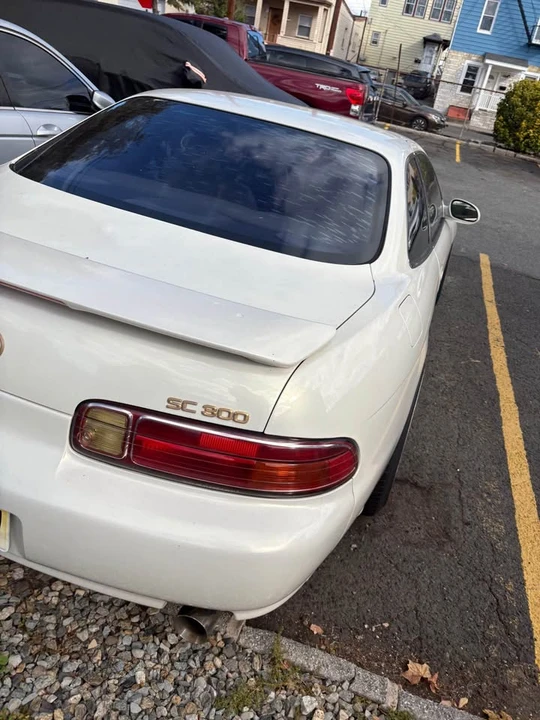 1999 Lexus SC400 - Image 6 of 9