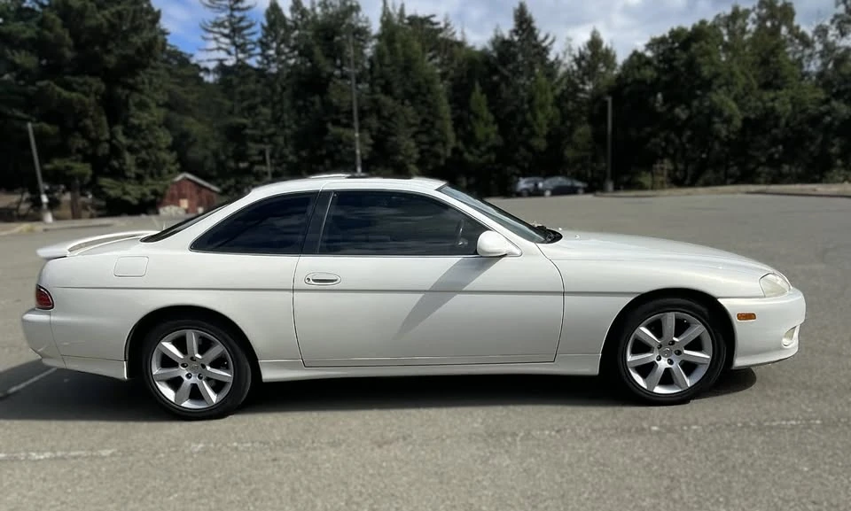 1999 Lexus SC - Image 3 of 20