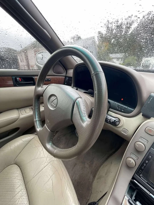 1999 Lexus SC - Image 14 of 20