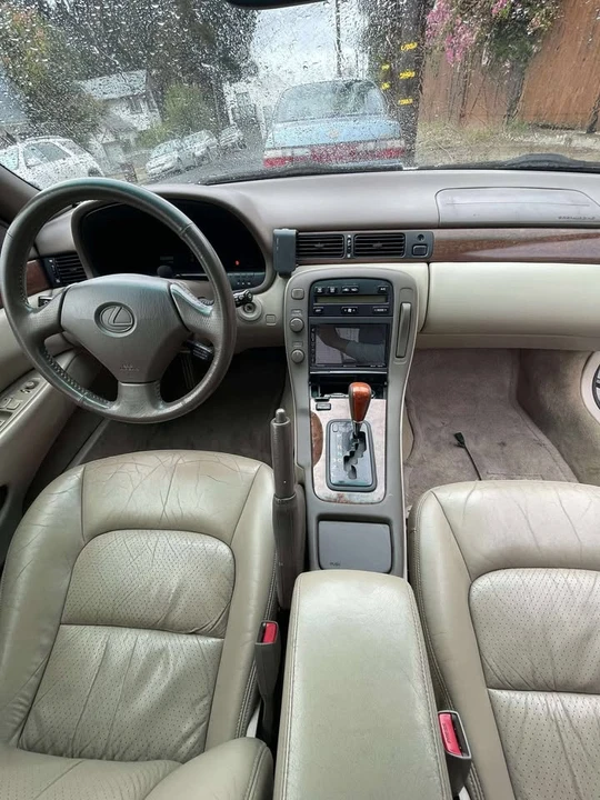 1999 Lexus SC - Image 19 of 20