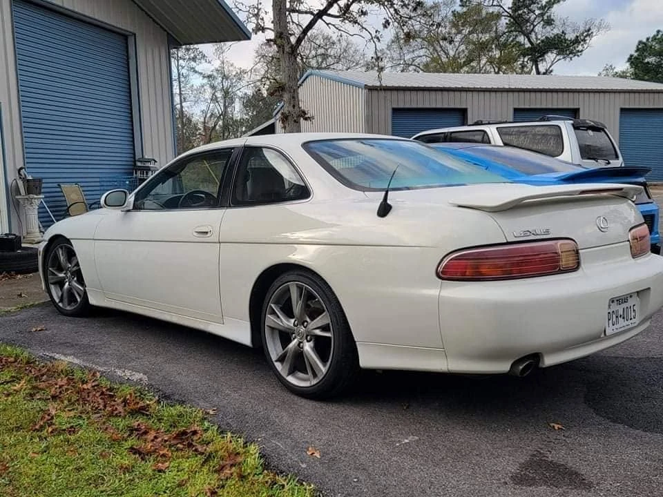 1999 Lexus SC400 - Image 3 of 9