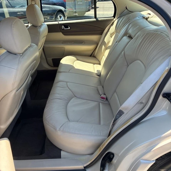 1999 Lincoln Continental 9th Gen - Image 11 of 20