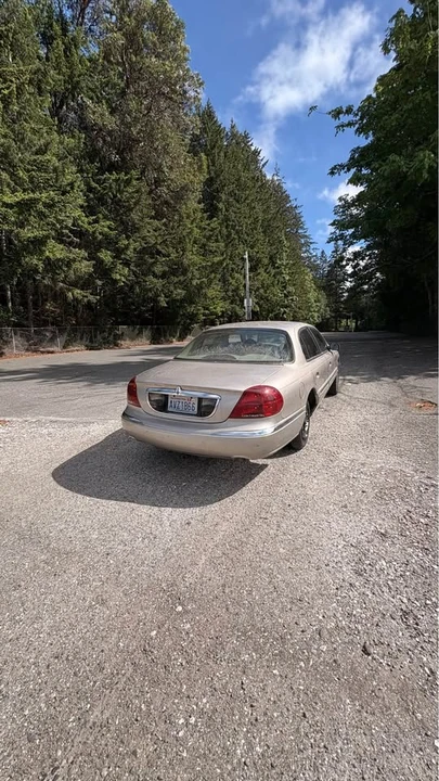 1999 Lincoln Continental 9th Gen - Image 3 of 4