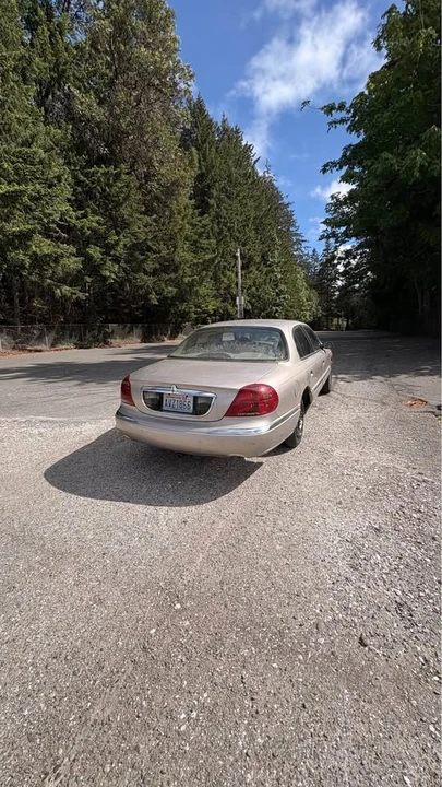 1999 Lincoln Continental 9th Gen - Image 3 of 5