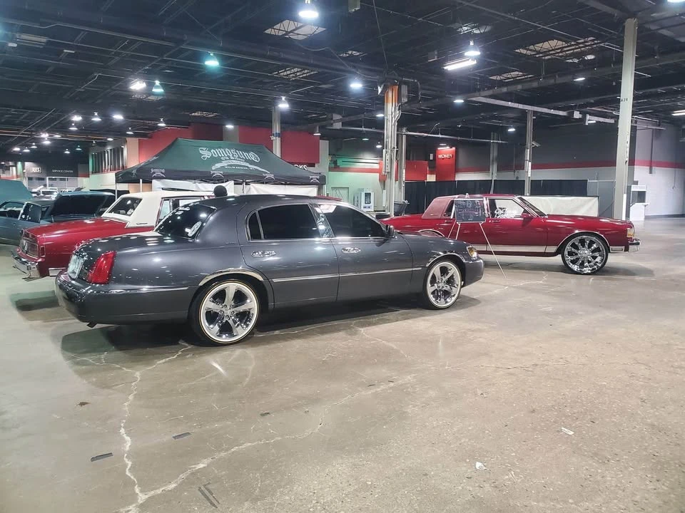 1999 Lincoln Continental 9th Gen - Image 11 of 11