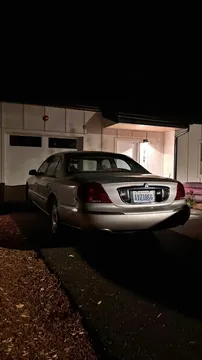 1999 Lincoln Continental Black Label Sedan 4D