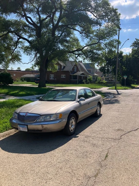1999 Lincoln Continental 9th Gen - Image 6 of 19